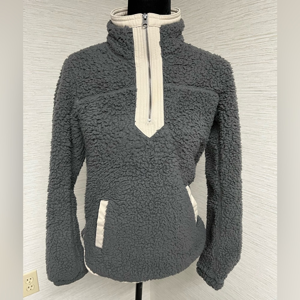 Abercrombie & Fitch soft sherpa pullover sz small